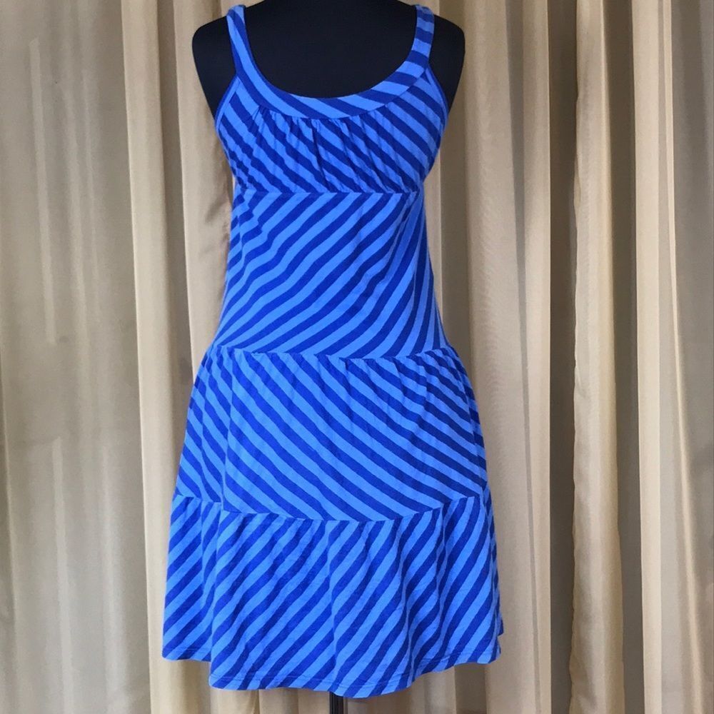 10/$50 XHILARATION STIPES DRESS SIZE L